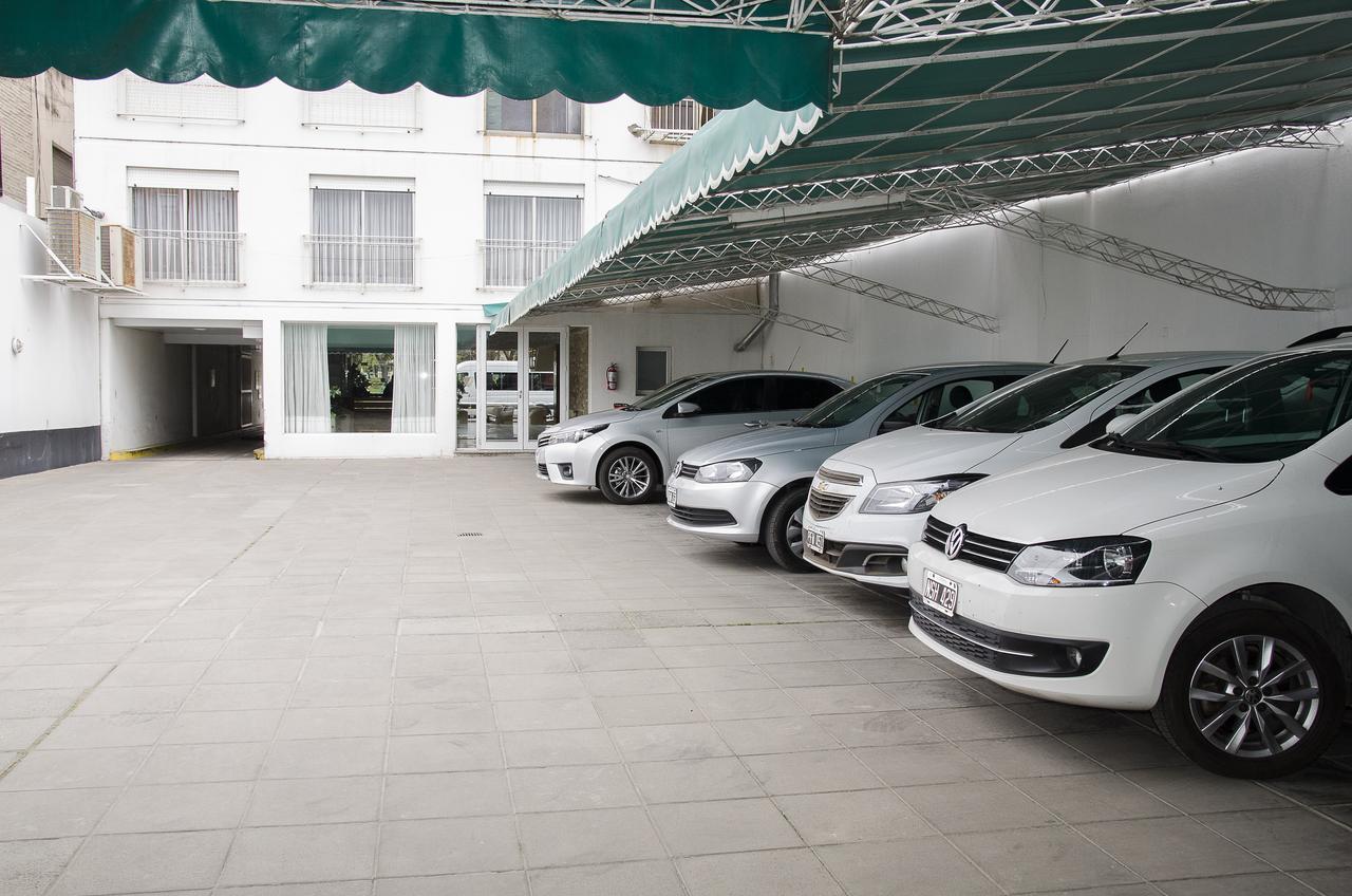 Hotel Dior Tandil Kültér fotó