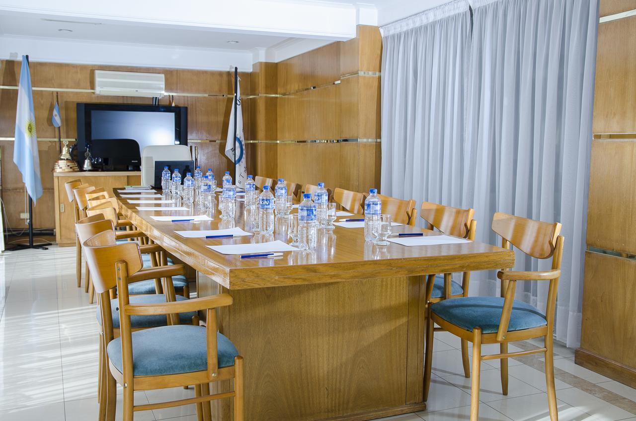 Hotel Dior Tandil Kültér fotó