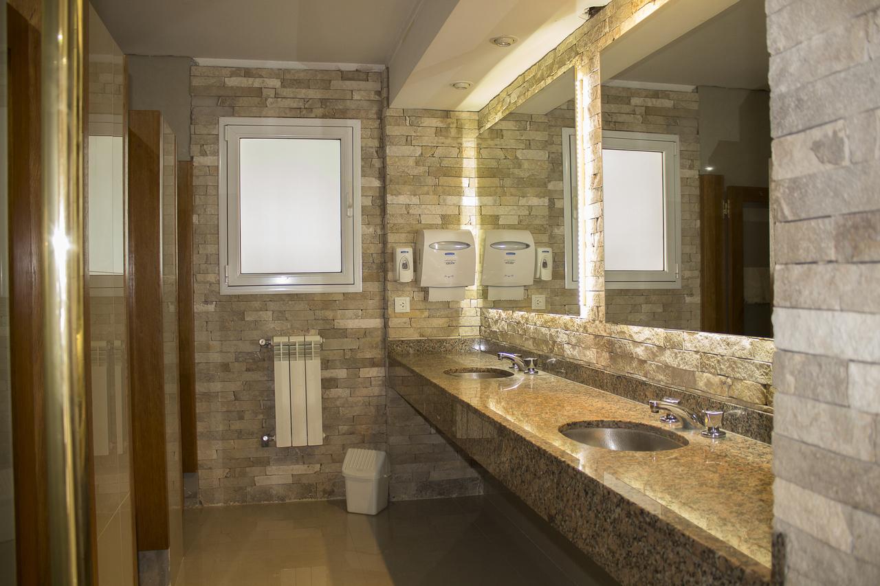Hotel Dior Tandil Kültér fotó