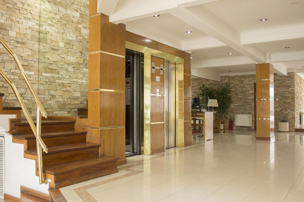 Hotel Dior Tandil Kültér fotó